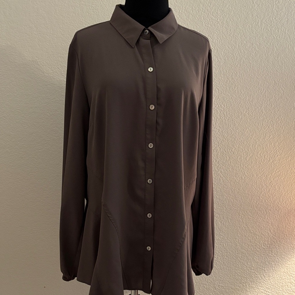 Logo Elegant Brown/ Taupe Women's Button-Up Blouse